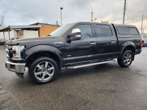 Used 2015 Ford F150 Lariat w/ Equipment Group 502A Luxury image 8