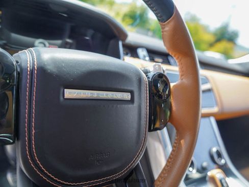 Used 2022 Land Rover Range Rover Sport SVR AWD/4WD image 26