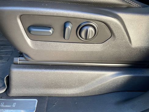 Used 2022 GMC Sierra 2500 Denali w/ Denali Ultimate Package image 40