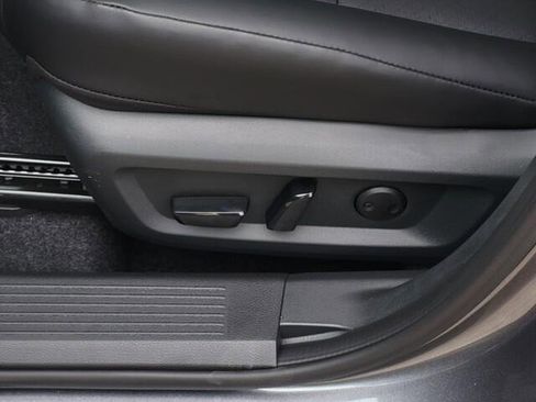 New 2025 Nissan Rogue SV w/ SV Premium Package image 19