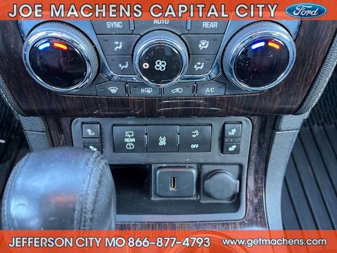 Used 2017 Chevrolet Traverse LT image 15