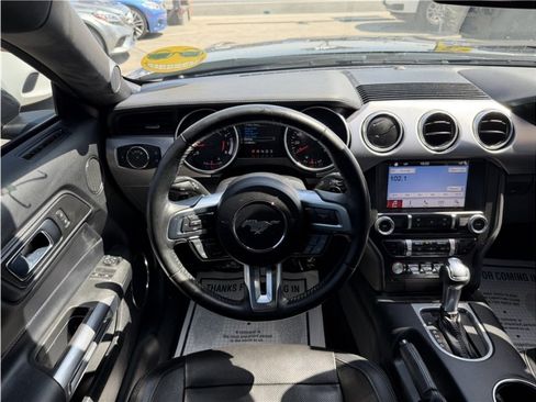 Used 2018 Ford Mustang Premium RWD image 30