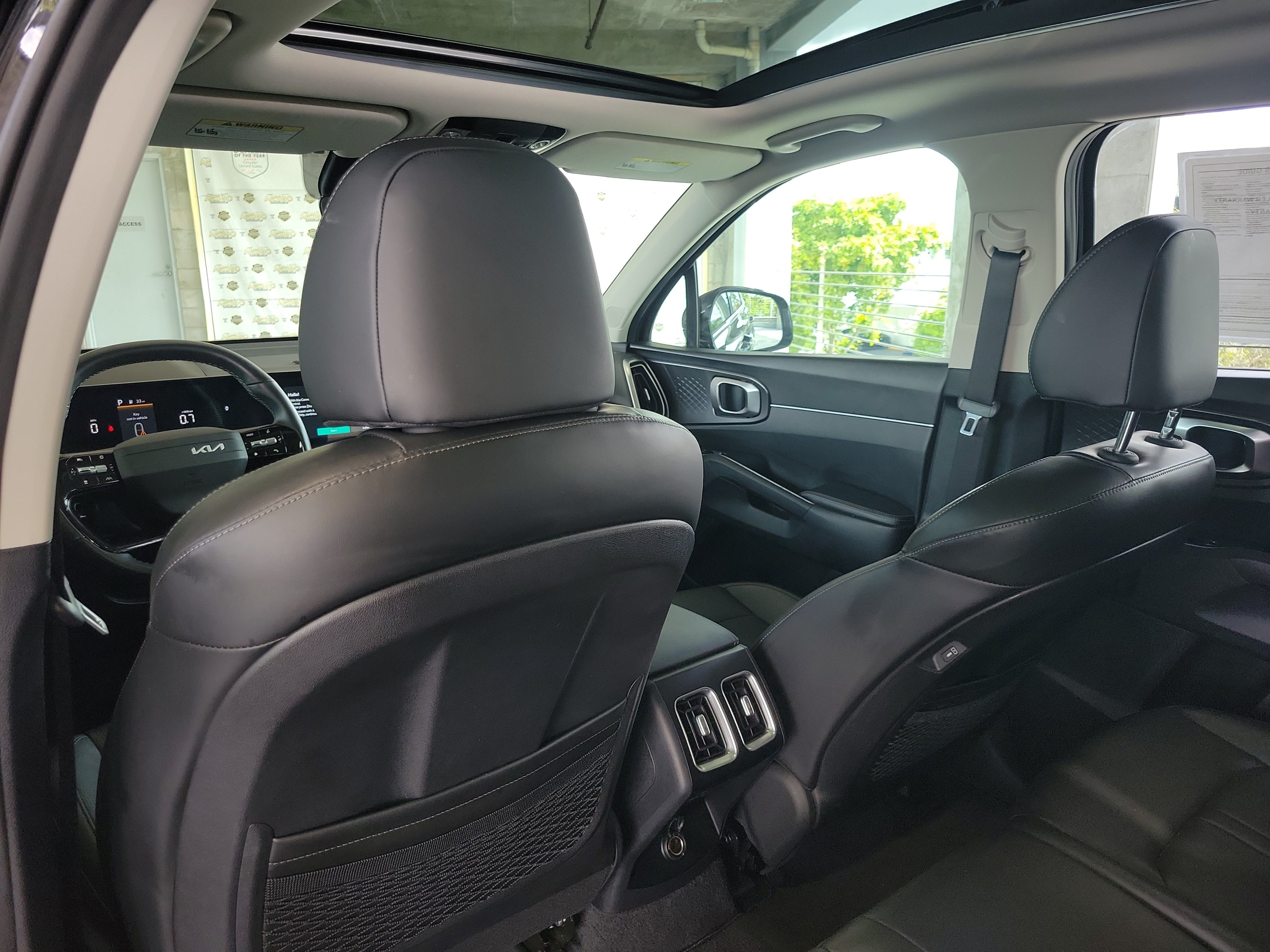 Used 2026 Kia Sorento S w/ S Panoramic Sunroof Package FWD image 10