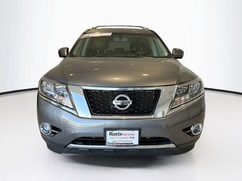 Used 2015 Nissan Pathfinder Platinum image 2