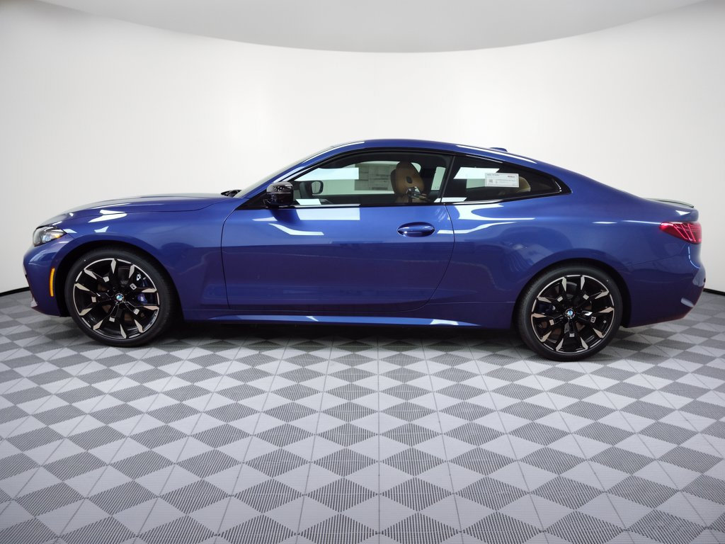Used 2026 BMW 430i xDrive Coupe w/ M Sport Package AWD/4WD image 2