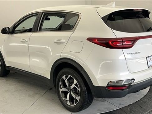 Used 2021 Kia Sportage LX image 10