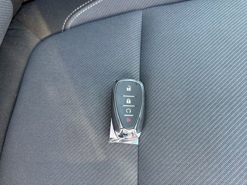 Used 2025 Chevrolet Blazer LT image 6