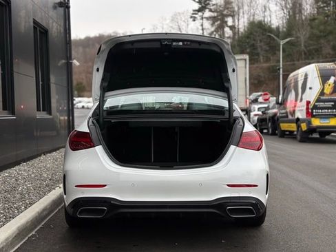 Used 2025 Mercedes-Benz C 300 Sedan image 56