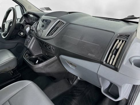 Used 2018 Ford Transit 250 138 RWD image 24