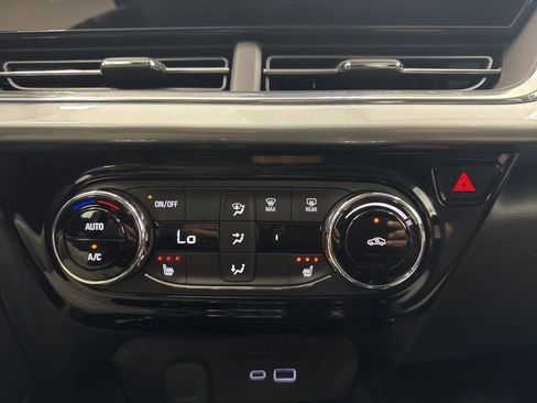 New 2026 Chevrolet Trax LT image 17