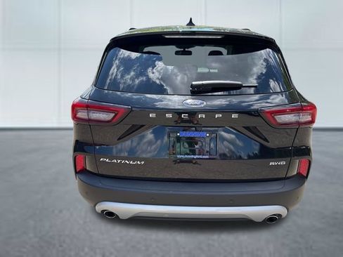 Used 2025 Ford Escape Platinum AWD/4WD image 3