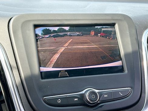 Used 2020 Chevrolet Equinox LT FWD image 11