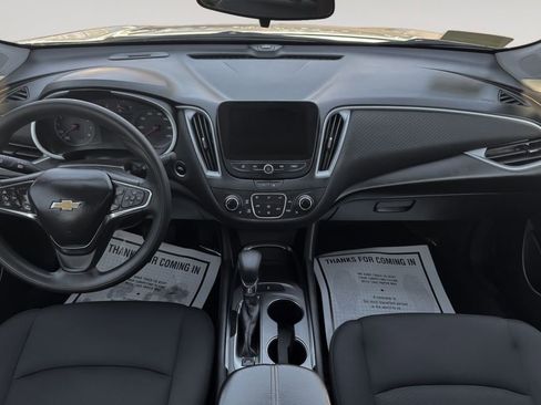 Used 2023 Chevrolet Malibu LT image 16