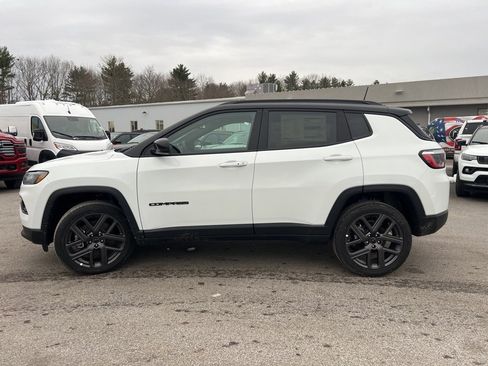 New 2026 Jeep Compass Limited image 4