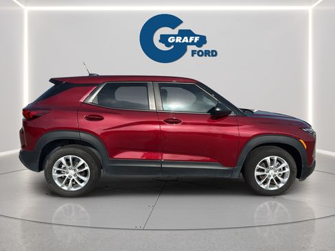 Used 2025 Chevrolet TrailBlazer LS w/ LS Convenience Package FWD image 6