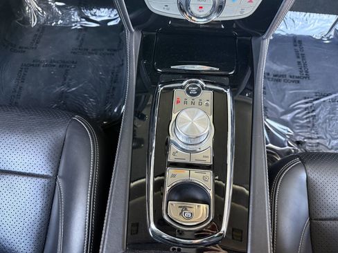 Used 2010 Jaguar XK Convertible image 15