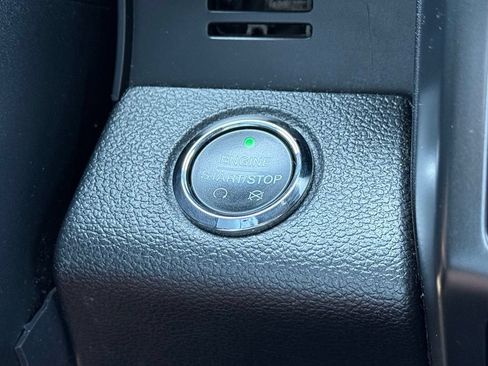 Used 2016 Ford F150 Lariat w/ Equipment Group 502A Luxury AWD/4WD image 12