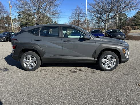 New 2026 Hyundai Kona SE image 8