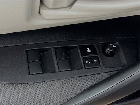 Used 2024 Toyota Corolla LE FWD image 19