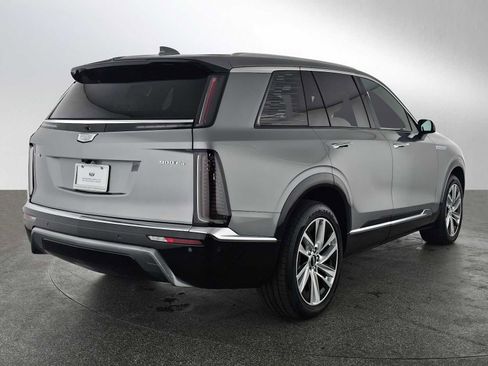 New 2026 Cadillac Vistiq Luxury AWD/4WD image 3