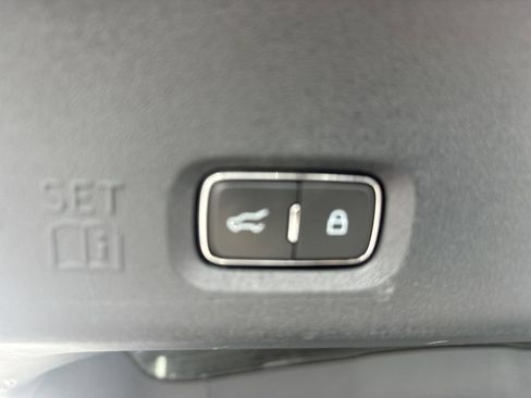 Certified 2025 Ford Expedition Max Platinum AWD/4WD image 20
