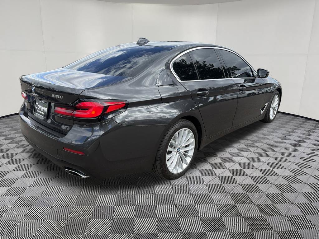 Used 2023 BMW 530i xDrive w/ Premium Package AWD/4WD image 7