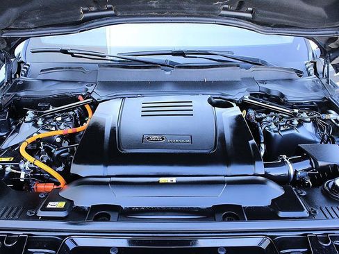 Used 2020 Land Rover Range Rover Sport HSE image 29