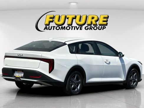 Used 2025 Kia K4 FWD image 4