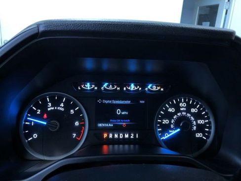 Used 2016 Ford F150 XLT w/ Equipment Group 302A Luxury AWD/4WD image 24