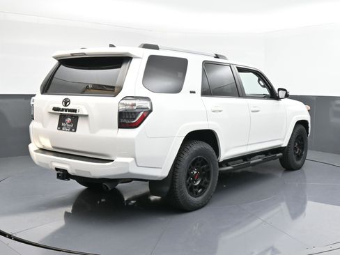 Used 2023 Toyota 4Runner SR5 Premium image 8