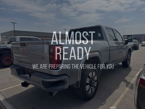 Used 2025 GMC Sierra 2500 Denali w/ Denali Reserve Package image 4