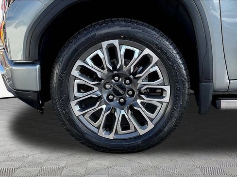 Used 2023 GMC Sierra 1500 Denali Ultimate AWD/4WD image 36