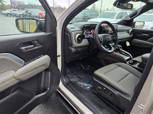 New 2026 Chevrolet Colorado ZR2 w/ Technology Package image 21