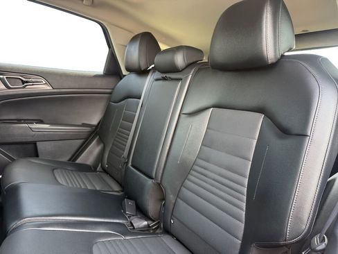 Certified 2023 Kia Sportage SX image 14