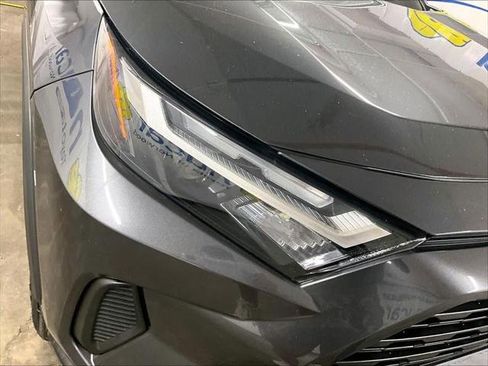 Used 2023 Toyota RAV4 LE FWD image 32