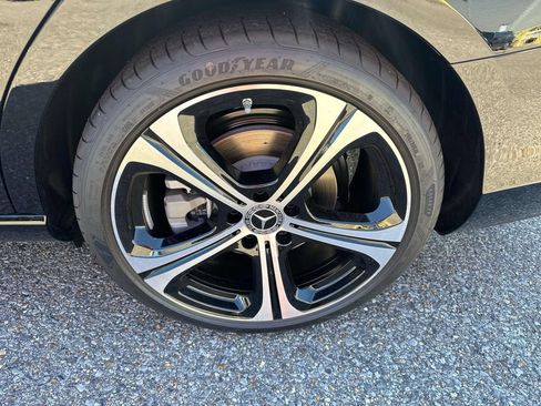 Used 2026 Mercedes-Benz C 300 Sedan image 3