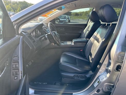 Used 2012 MAZDA CX-9 Touring FWD image 9