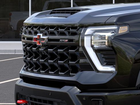 New 2026 Chevrolet Silverado 2500 ZR2 AWD/4WD image 13