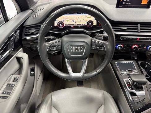 Used 2018 Audi Q7 3.0T Premium Plus w/ Premium Plus Package image 28