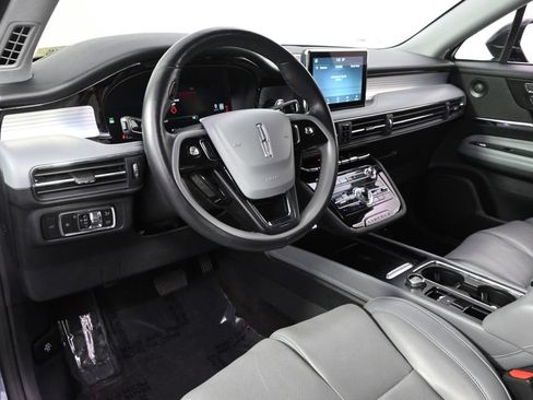 Used 2022 Lincoln Corsair Reserve w/ Equipment Group 201A AWD/4WD image 12