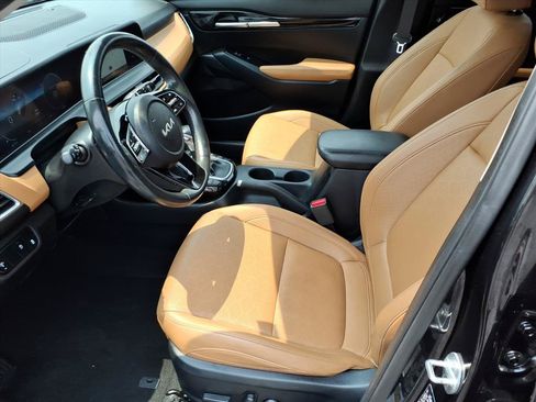 Used 2024 Kia Seltos EX AWD/4WD image 10