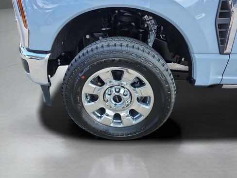 New 2026 Ford F350 King Ranch w/ Chrome Package image 33