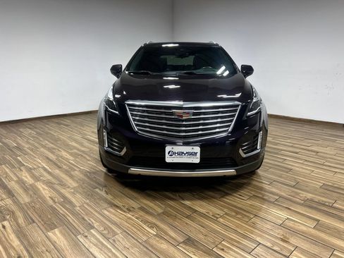 Used 2018 Cadillac XT5 Platinum AWD/4WD image 3