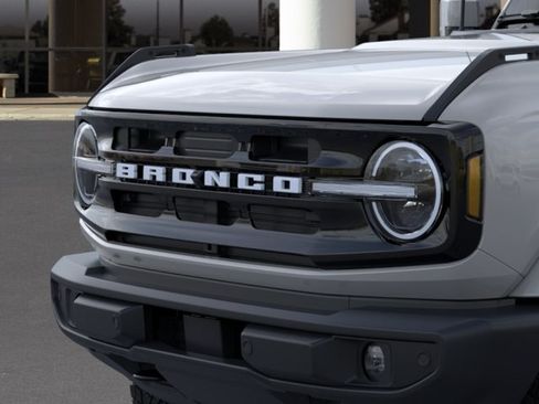 New 2026 Ford Bronco Outer Banks AWD/4WD image 19