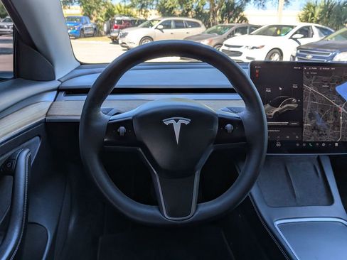 Used 2021 Tesla Model 3 Standard Range Plus RWD image 11