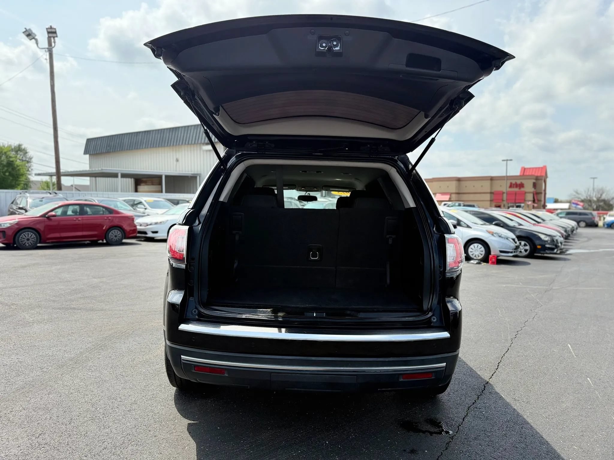Used 2015 GMC Acadia SLE FWD image 7