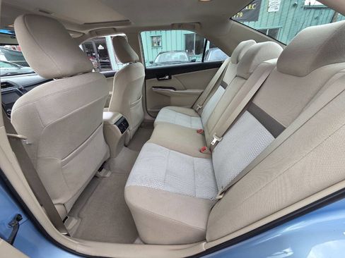 Used 2012 Toyota Camry XLE w/ Convenience Pkg image 15