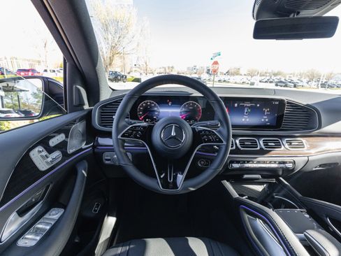 New 2026 Mercedes-Benz GLE 450 4MATIC image 16