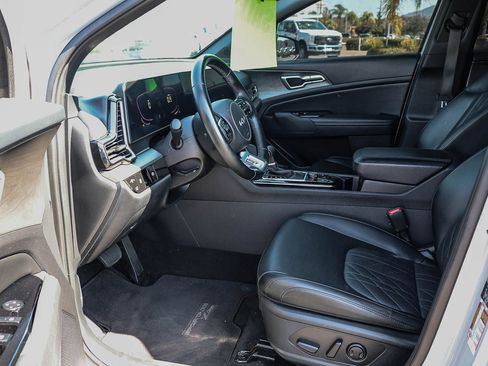 Used 2025 Kia Sportage X-Line w/ Premium Package AWD/4WD image 18