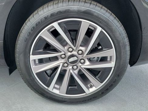 New 2026 Cadillac Vistiq Sport w/ LPO, Floor Liner Package AWD/4WD image 11